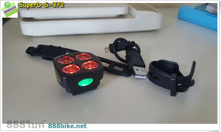 ไฟท้าย 4 ตา SuperD ,S-372 USB tail light