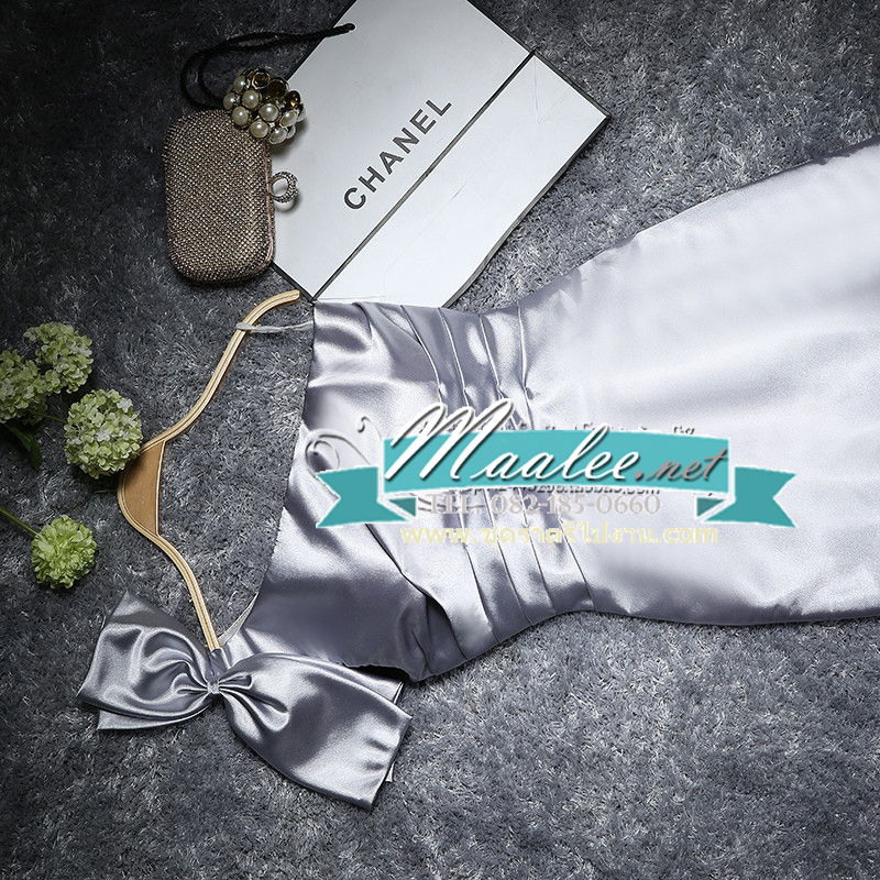 พร้อมเช่า ชุดราตรี สีเทา บ่าเฉียง ทรงเข้ารูป แต่งโบว์ที่ไหล่ (ซิปหลัง)