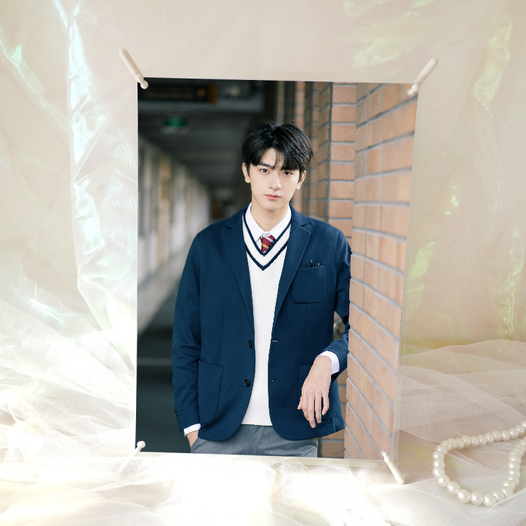 มินิแบนเนอร์ Lin Yi (หลินอี้)