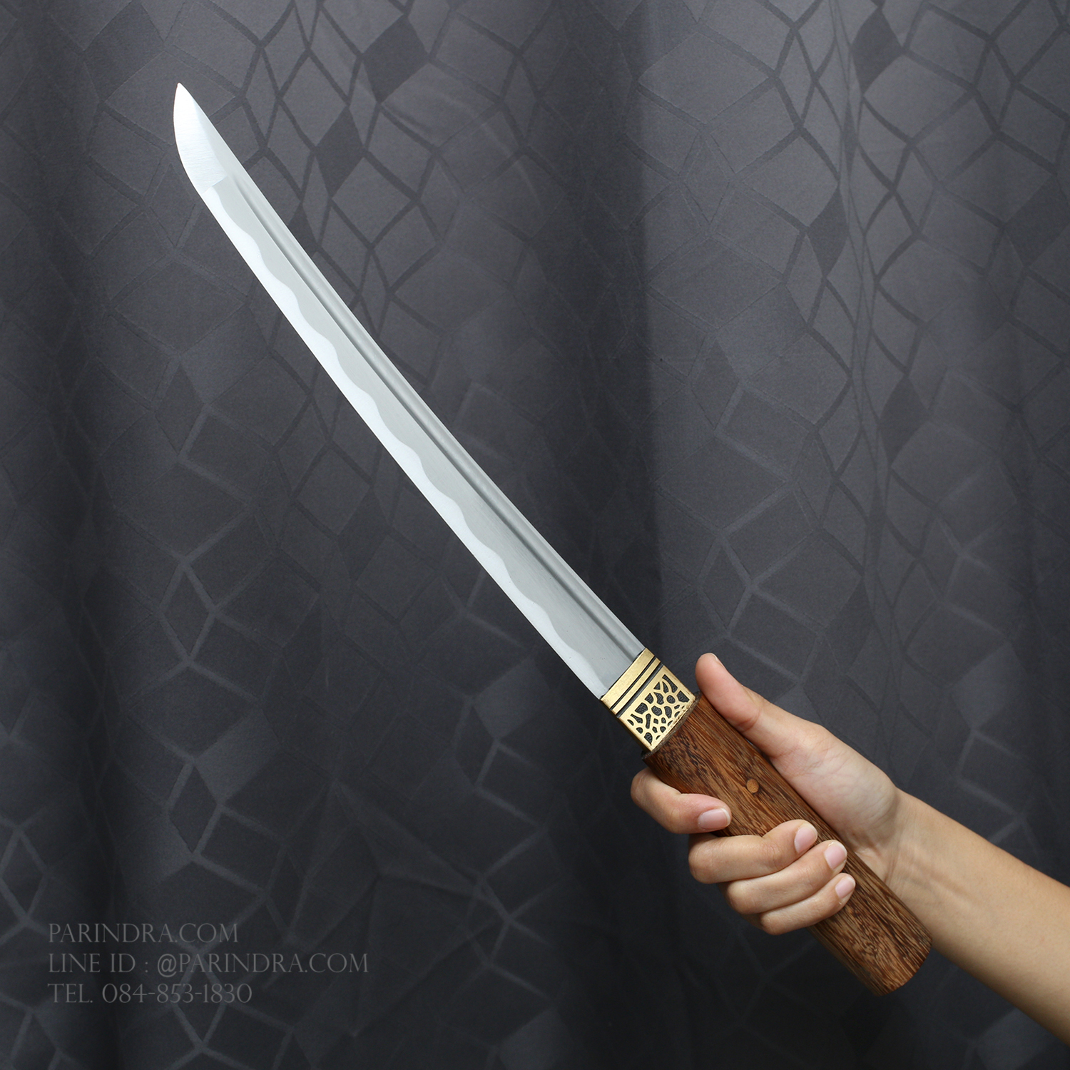 ดาบซามูไร วากิซาชิ WAKIZASHI แบบสั้น ปลอกลายเนื้อไม้สีน้ำตาล