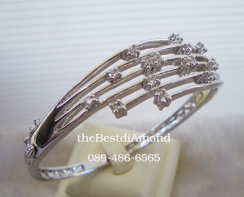 +++BB034RD+++กำไล 6 lines+++กำไลstyle modern ดูโฉบเฉี่ยว เปรี้ยว แอบน่ารักในตัว ใส่แล้วสวยมากๆๆ หน้ากว้างมากค่ะ เพชรก็งามเล่นไฟดี ไม่ควรพลาดนะคะ