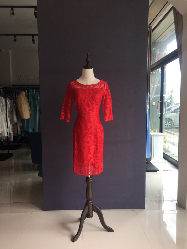 พร้อมส่ง ชุดเดรส/ชุดออกงาน ผ้าเกาหลี ผ้าโปร่งปักแขนยาวลายดอกไม้ สีดำ (ซิปหลัง) L ,4XL