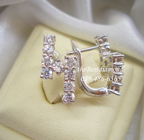 สินค้าหมด BE406RD ต่างหูแถว 2 แถวแบบเกย เพชรcz กลม งานเรียบร้อย แอบหรูนิดๆ ใส่ติดหูได้ทุกวัน ไม่มีล้าสมัยเลย เป็นแถวแต่เกยกันดูเก๋ งานฝังเหมือนจริงมาก