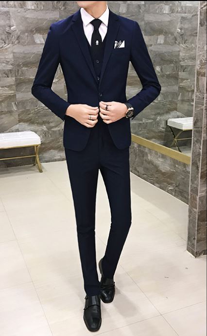 พร้อมเช่า ชุดสูทชาย สีกรมท่า ธีมnavy blue รุ่นคลาสสิค พร้อมเสื้อกั๊ก