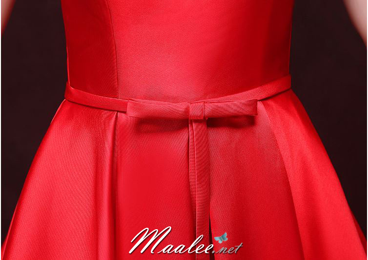 พร้อมเช่า ชุดราตรียาว แบบไหล่ปาด สไตล์วินเทจผ้าไหมดัชเชส กระโปรงทรงA แต่งโบว์2ชั้น ช่วงเอว สีเขียว (เชือกผูกหลัง)