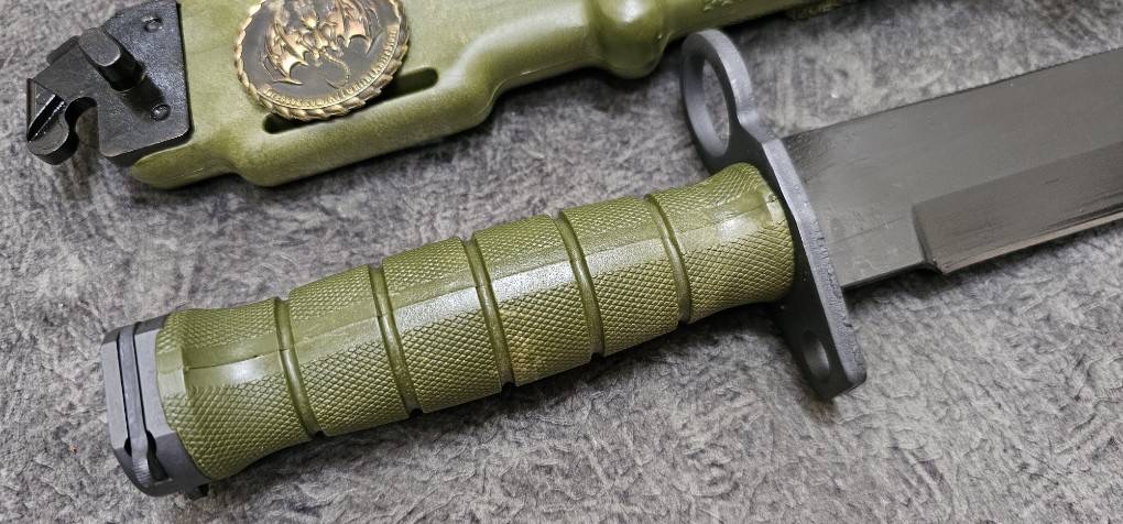 Ontario 490 M-9 Green Bayonet & Scabbard OD Green (7" Black)