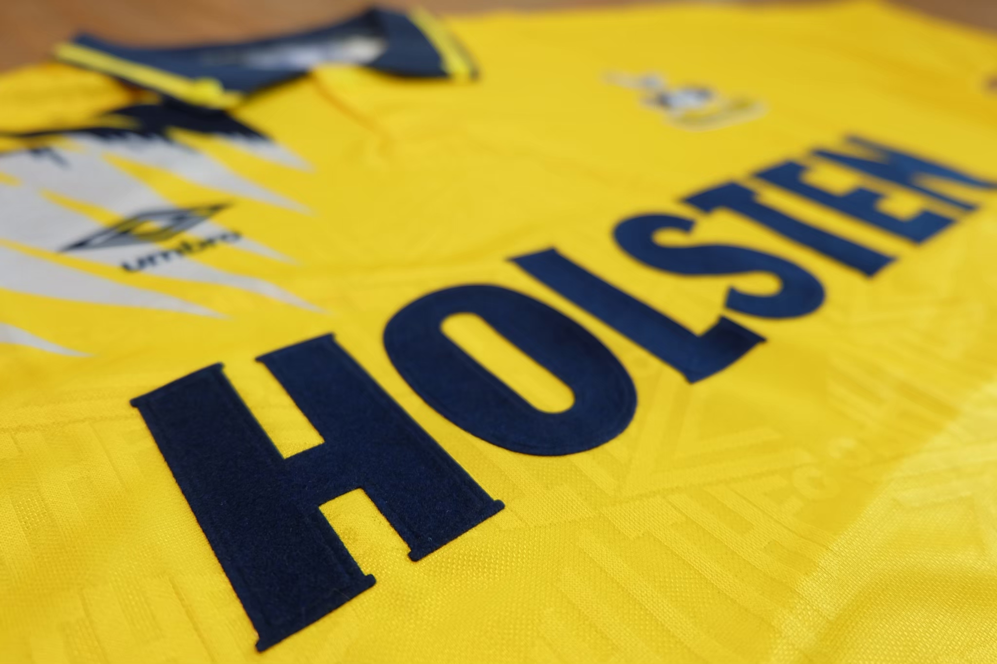 Tottenham Hotspur 1993/94 Away Umbro Retro เสื้อบอลย้อนยุคสเปอร์ เสื้อบอลย้อนยุคท็อตแนม ฮ็อทสเปอร์