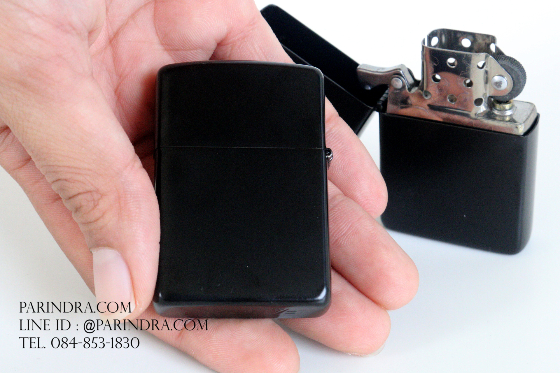 ไฟแช็ค Earth ลายสีดำด้าน เติมน้ำมันรอนสัน