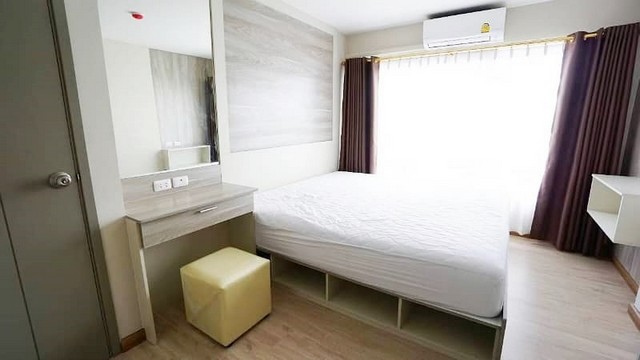 ให้เช่าบีคอนโด พหลโยธิน ตึกB ห้อง 30 ตรม.ห้องสวย เครื่องใช้ไฟฟ้าครบ มีเครื่องซักผ้า ใกล้ ม.กรุงเทพ