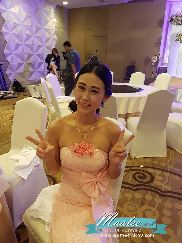 พร้อมส่ง ชุดราตรียาว เกาะอก ลูกไม้สีชมพูโอโรส ทรงหางปลา คอเว้าหัวใจ Sweet Heart