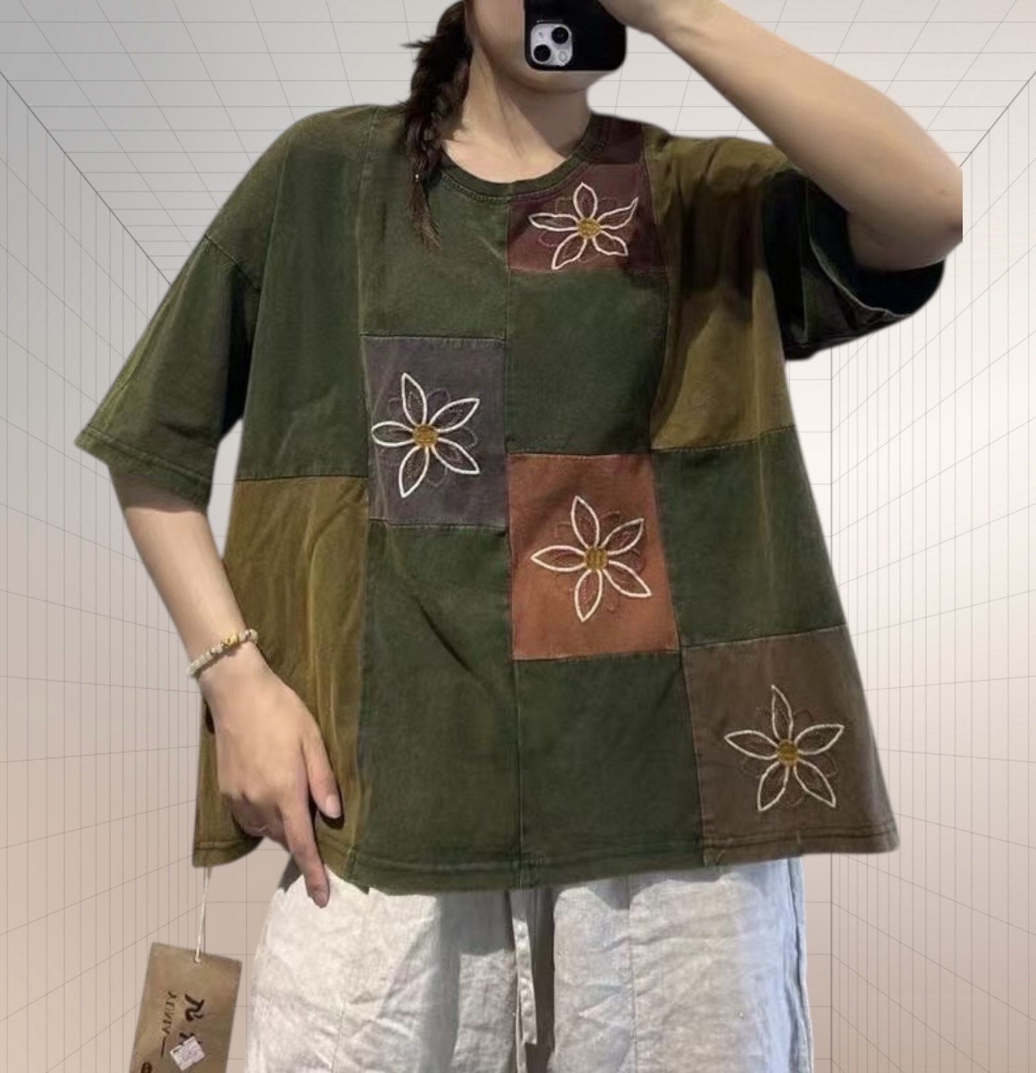 เสื้อยืดลายปักดอกไม้ต่อลาย