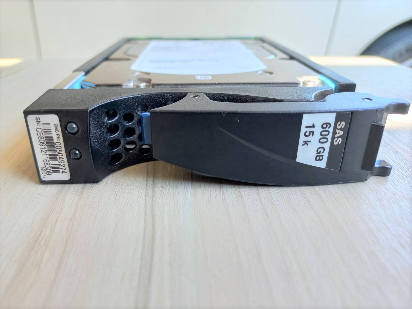 005049274 9FN066-031 EMC 600-GB 6G 15K 3.5 SAS HD.