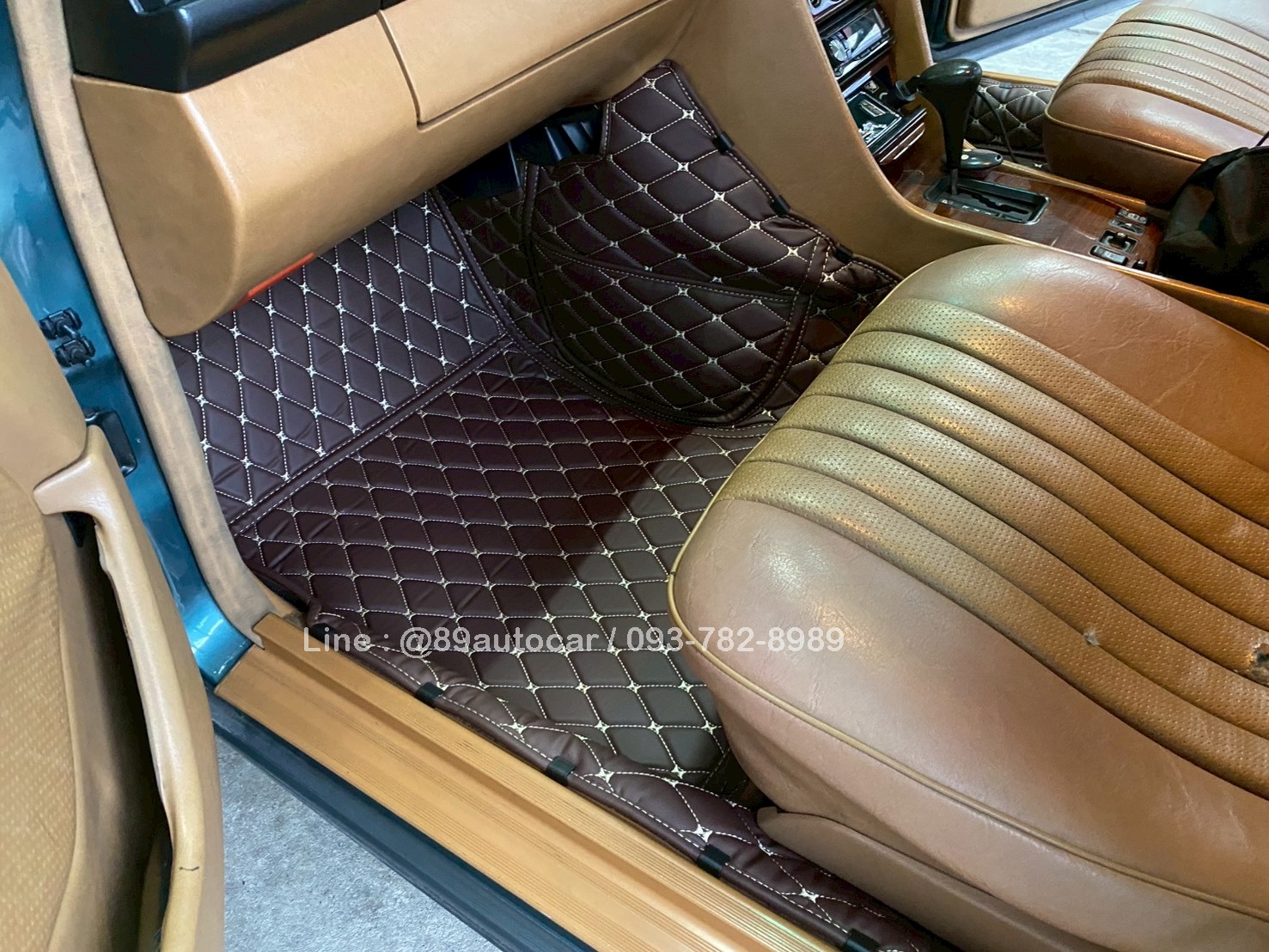 พรมรถยนต์ Benz 300e W124 ปูพรม6D สีกาแฟด้ายทอง เต็มคัน