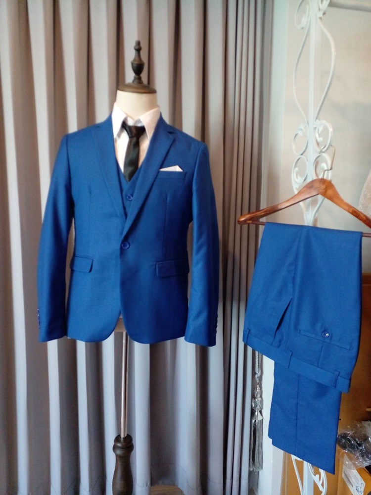 พร้อมเช่า ชุดสูทชาย สีน้ำเงิน สไตล์เกาหลี (มีเสื้อกั๊ก)