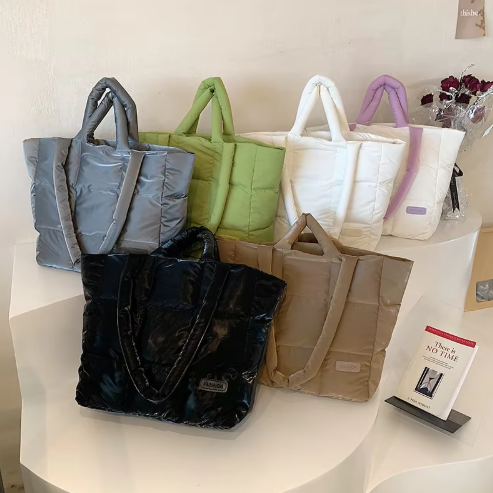 กระเป๋าผ้านุ่มนิ่ม สายคู่ ขนาด กบ.44*กล31*ส.29*ก้น 13 ซม.