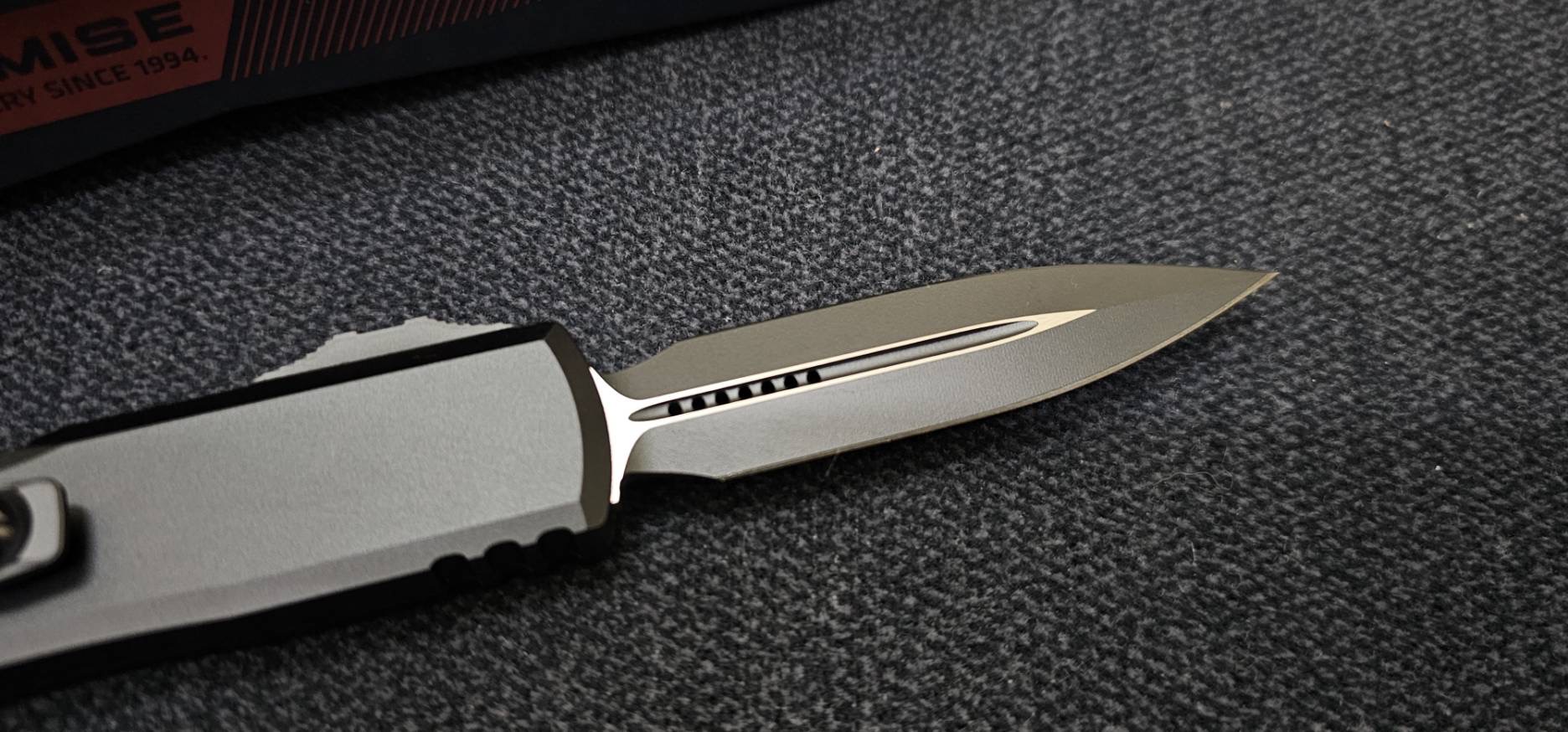 Microtech UTX-85 Gen IV w/ Black Handle & Black D/E M390MK