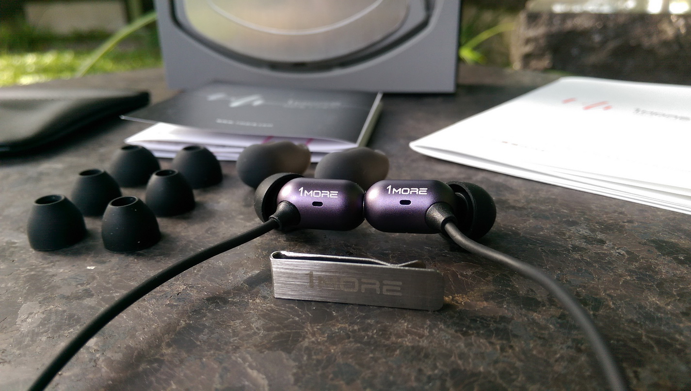 ขาย 1more C1002 หูฟัง2ไดรเวอร์ทรงแคปซูล