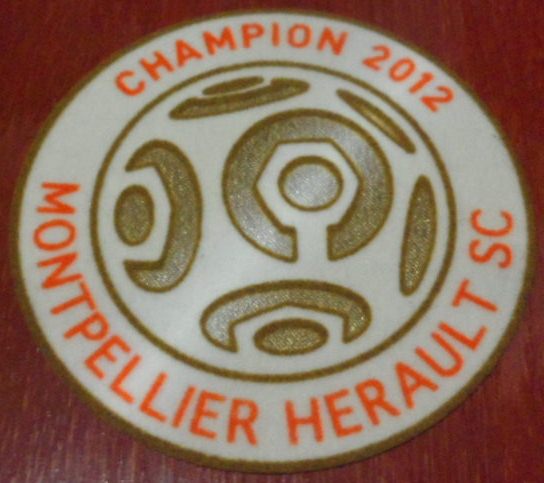 อาร์มสัญลักษณ์ฟุตบอล การแข่งขันฟุตบอลลีก เอิง - LIGUE 1 CHAMPIONS 2011/12 PLAYER SIZE ใหม่ / LIGUE 1 National Football League PLAYER SIZE Football Patch/Badge - LIGUE 1 CHAMPIONS 2011/12 NEW