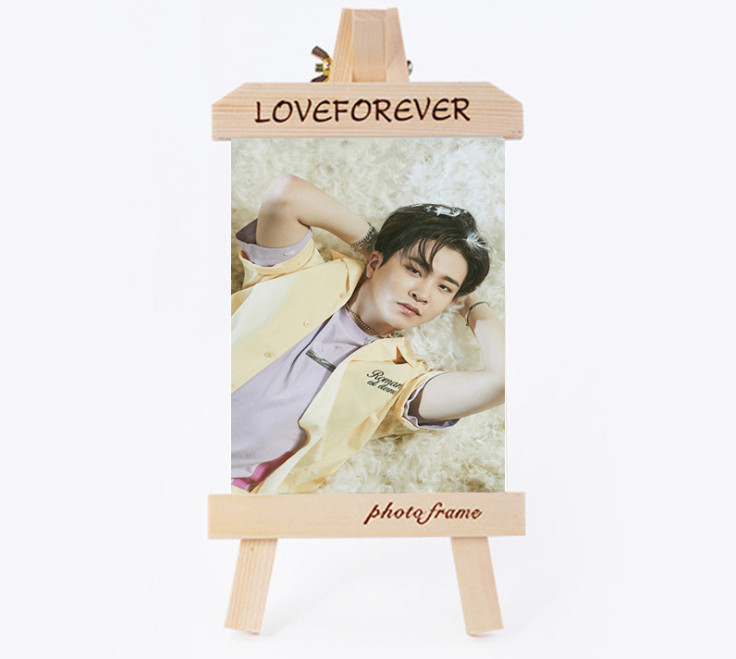 กรอบรูปไม้ GOT7 - Present You