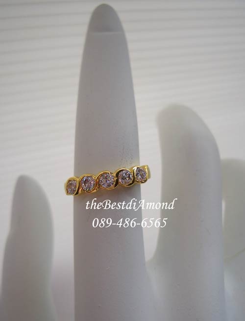 BR962+++แหวนเกลียวล็อค 5 เม็ด+++แหวนแถวงามๆอีกแบบ โชว์เพชรขนาด 12 ตัง จำนวน 5 เม็ด แวววาวมากๆๆ ใส่ติดนิ้วได้ทุกโอกาส