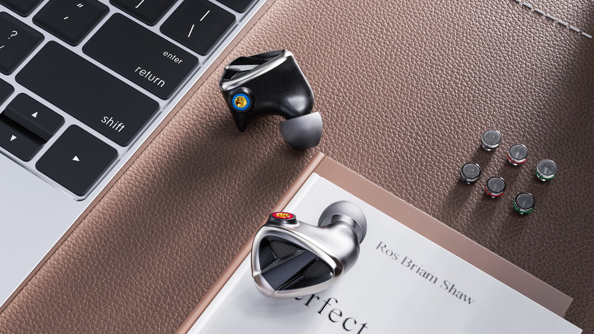FiiO FH19 หูฟัง IEMs 8 ไดรเวอร์ 2DD+6BA เปลี่ยนท่อนำเสียงได้ รองรับ Hi-Res ประกันศูนย์ไทย