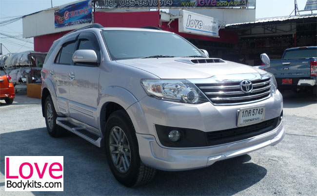 ชุดแต่ง FORTUNER 50 ปี : Fortuner 2012-2014