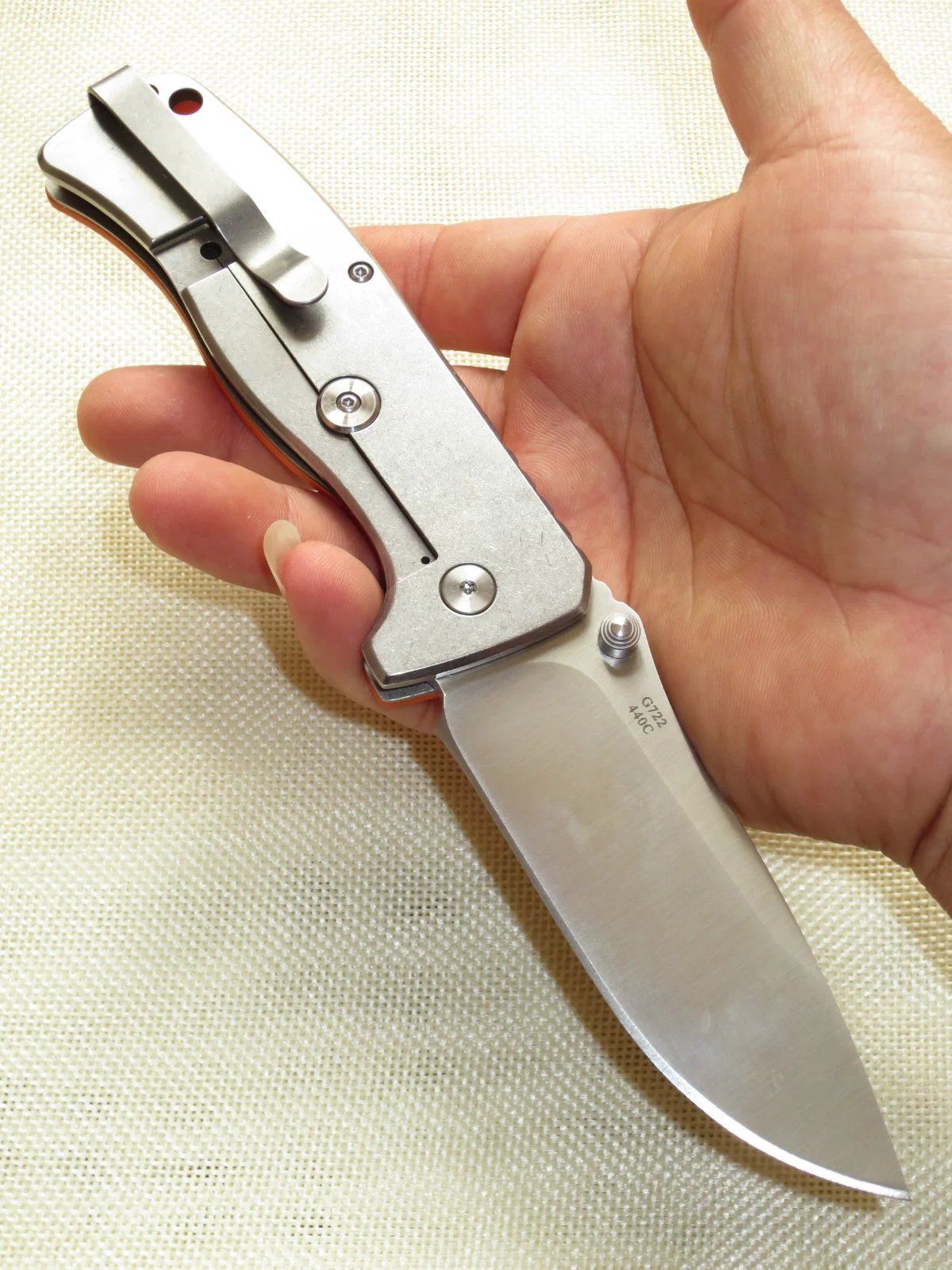 มีดพับ Ganzo กานโซ่ รุ่น G722 OR สีส้มแสด หนาถึก แข็งแกร่ง ของแท้ 100%