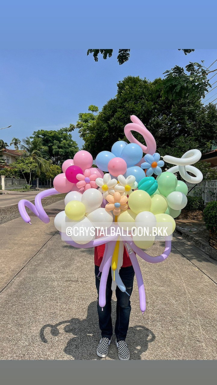 สั่ง Flower Balloon Large Bouquet น่ารัก น่ารัก พร้อมตกแต่ง สามารถเปลี่ยนสีลูกโป่งได้