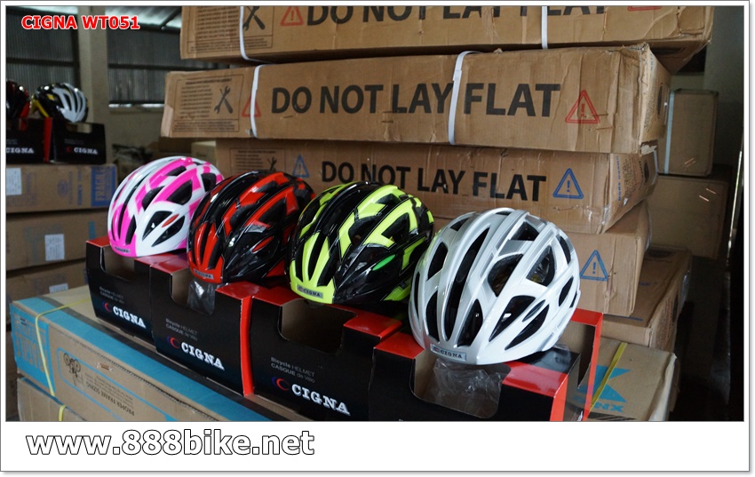 หมวกจักรยานมีแว่น CIGNA รุ่น WT051 งานอบ Inmold (มี1เลนส์) มีสีชมพู