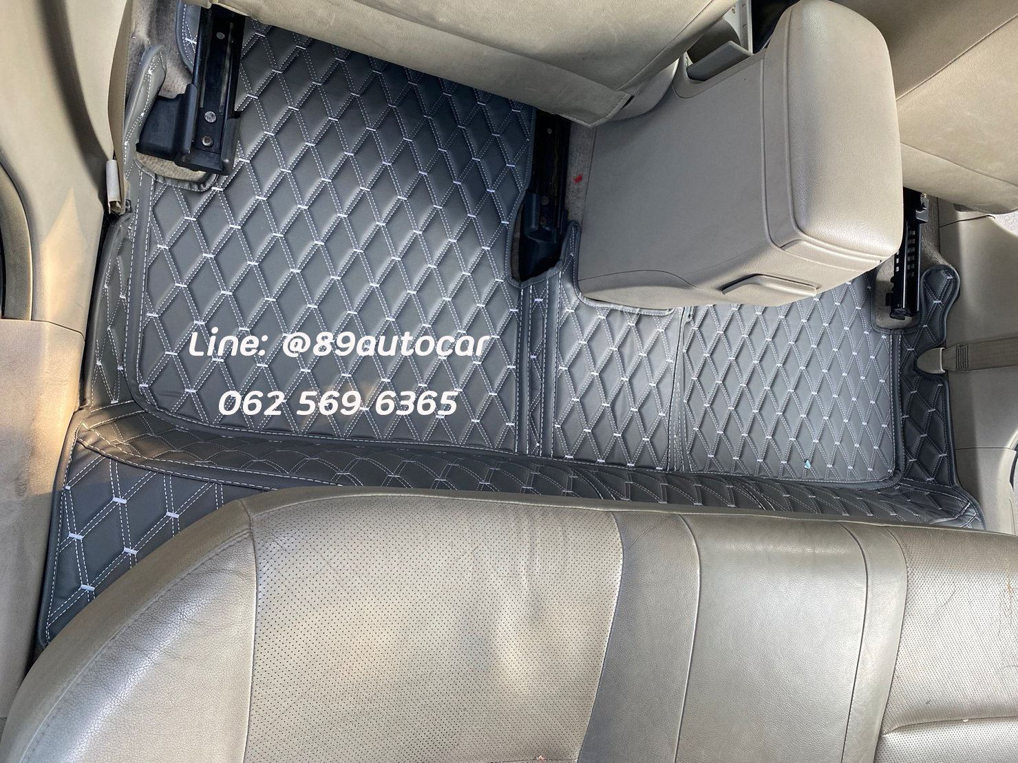 Toyota Collora Altis (โตโยต้า โคโรลล่า อัลติส) 2009-2013 ปูพรมVVIP สีเทาด้ายเทา