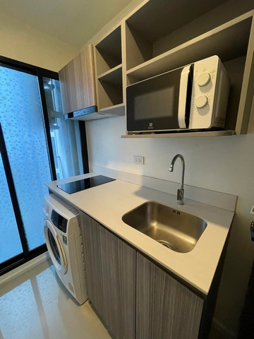 ให้เช่าคอนโด ดิ ออริจิ้น รามอินทรา 83 สเตชั่น 27 ตร.ม. เฟอร์ครบ พร้อมอยู่ มีเครื่องซักผ้า