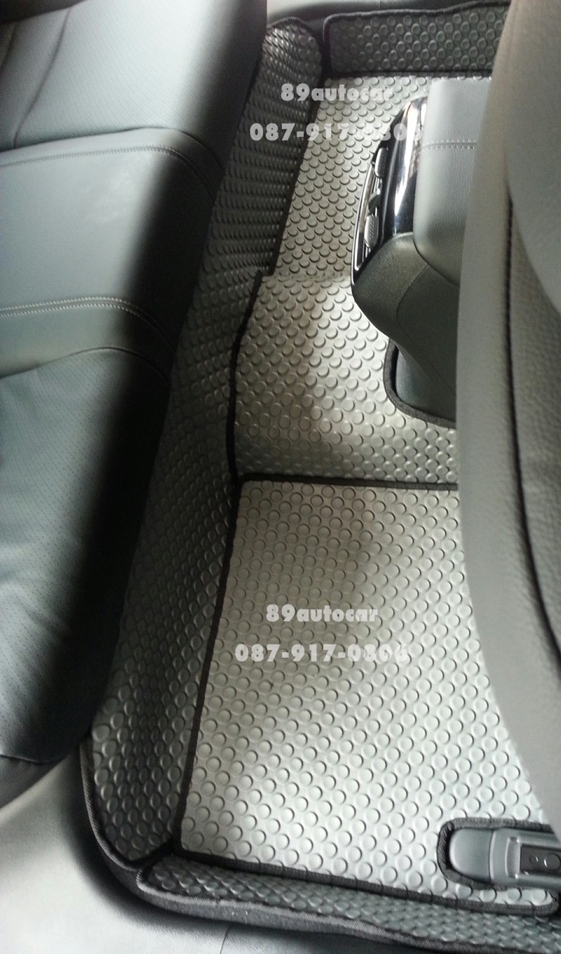ขายพรมปูพื้นรถยนต์เข้ารูป Honda Accord 2016 ลายกระดุมสีเทาขอบเทา