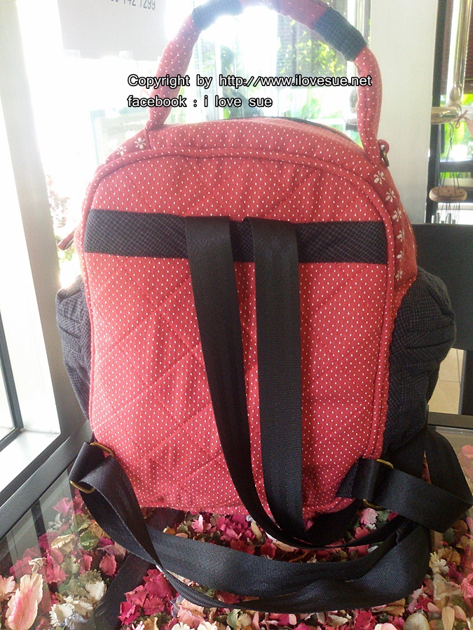 กระเป๋าเป้ Old School Backpack โทนแดง - สั่งทำค่ะ