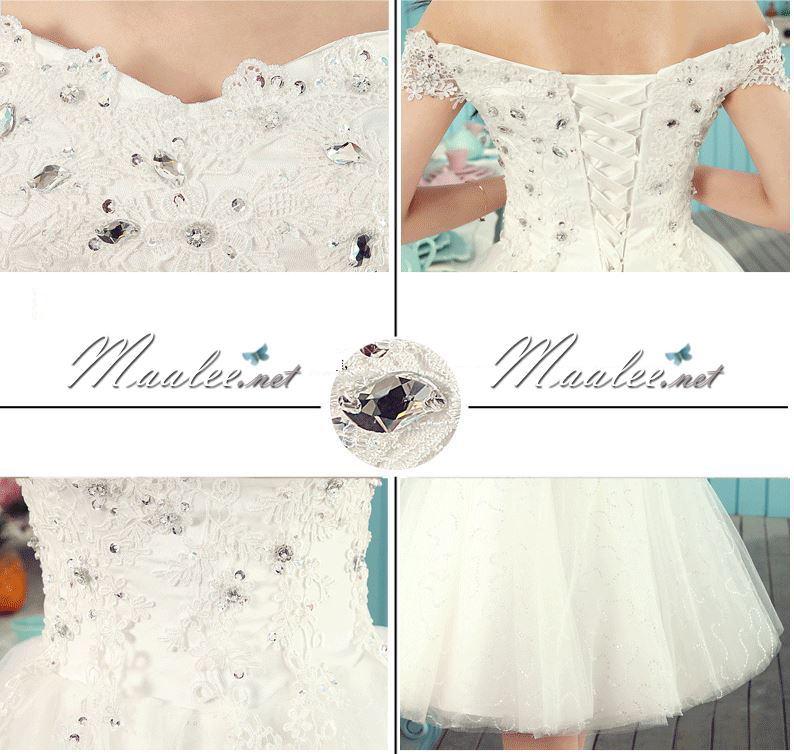 พร้อมเช่า ชุดราตรีสั้น แบบปาดไหล่ แต่งผ้าโปร่งปักดิ้นเงิน อกแต่งลายลูกไม้พร้อมปักเลื่อมหรู สีขาว (เชือกผูกหลัง)