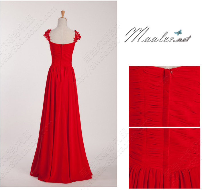 พร้อมเช่า ชุดราตรียาว สี แดง จับเดรปอกรูปหัวใจ ไหล่แต่งดอกไม้ 3 มิติสวยหวาน