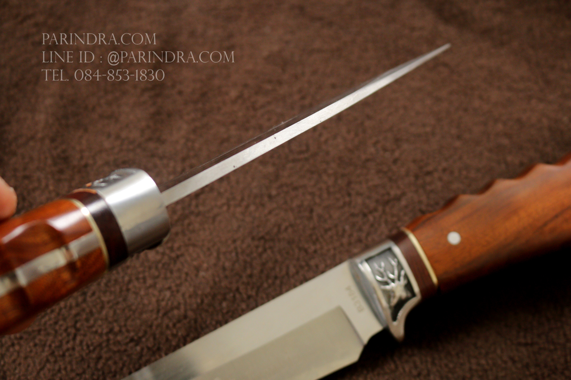 มีด Columbia A3184 ด้ามไม้คลาสสิค ขนาด 11 นิ้ว การ์ดลายกวาง