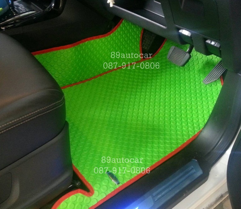 ขายยางปูพื้นรถเข้ารูป Isuzu Mu-X ลายกระดุมสีเขียวขอบแดง