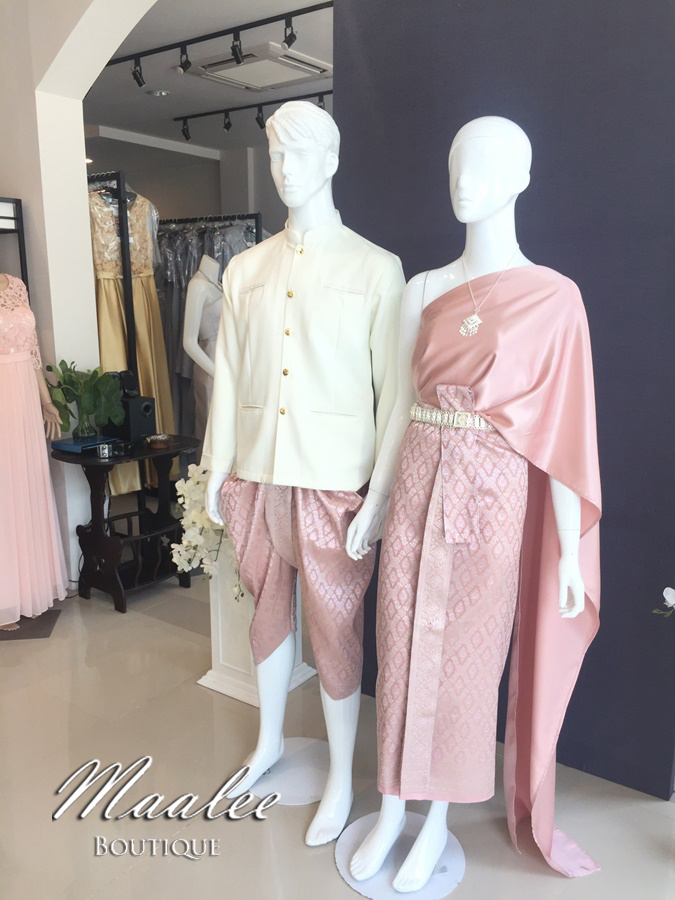 เช่า ชุดไทย ชุดเพื่อนเจ้าสาว ชุดไทยผ้าถุงสีโอวัลตินชมพูเงิน สไบเรียบ สีโรสโกล