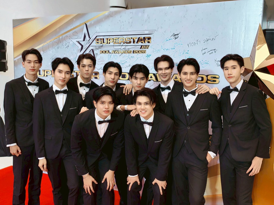 พร้อมเช่า ชุดสูทชาย สีดำ คลาสสิก รุ่นกระดุมเดียว (พร้อมเสื้อกั๊ก)