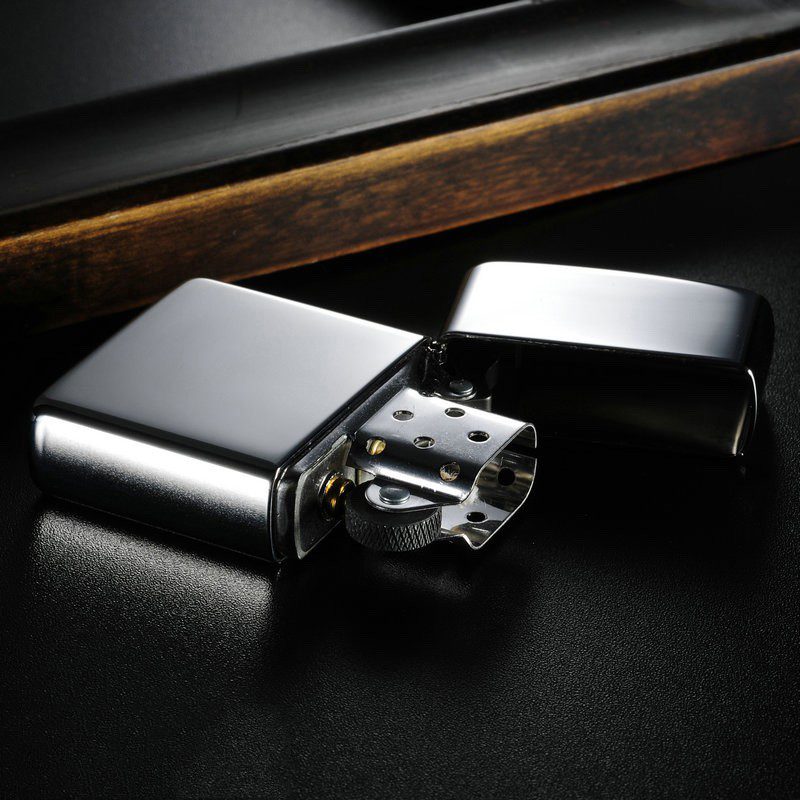 ไฟแช็ค Zippo แท้ สีเงิน " Zippo 250 High Polished Chrome " แท้นำเข้า 100%