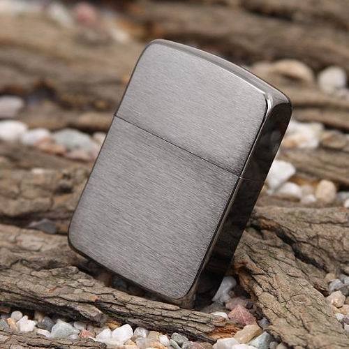 ไฟแช็ค Zippo แท้ " Zippo 1941 Replica™ Brushed Black Ice chrome " #24096 แท้นำเข้า 100%