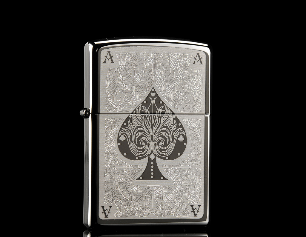 ไฟแช็ค Zippo แท้ โพธิ์ดำแกะสลัก " Zippo 28323 Ace of Spades Filigree Black Ice Finish" แท้นำเข้า 100%