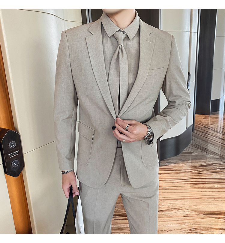Pre-order เสื้อสูทชาย สีกากี รุ่นสลิม