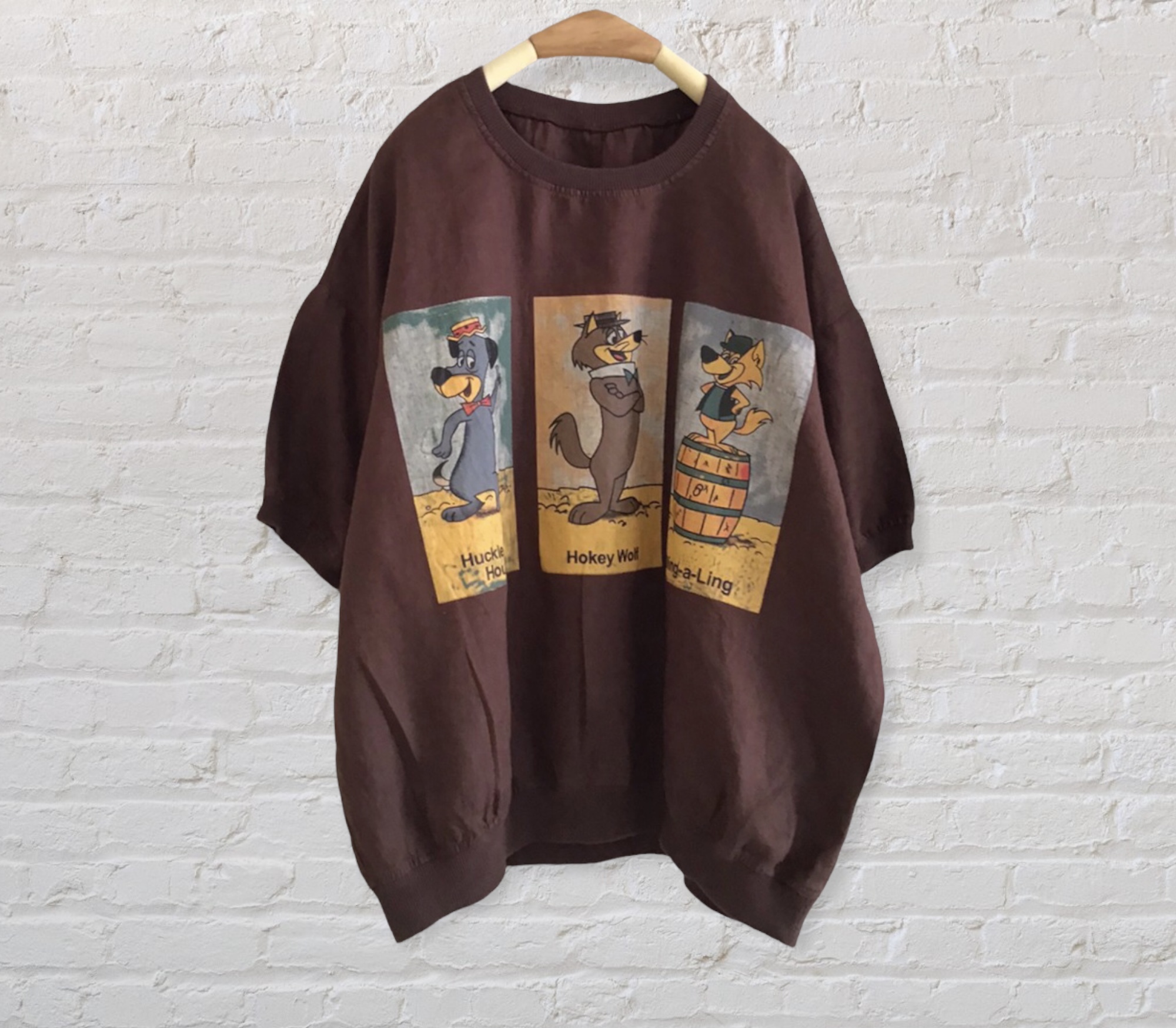 เสื้อเอวจั๊มผ้าลินินสกรีนลาย