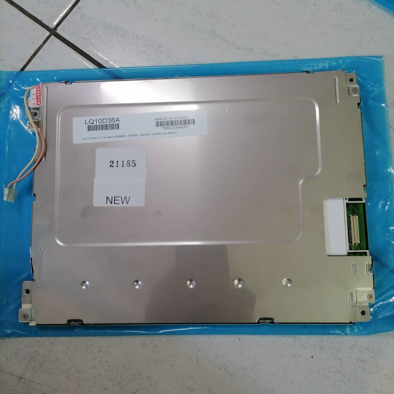 LQ10D36A LCD PANEL “ SHARP ”