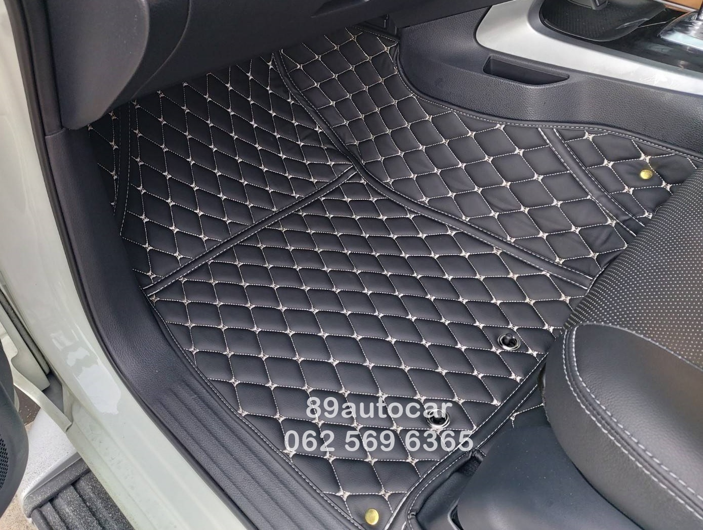 ขายพรมรถยนต์ Nissan Terra ปูพรม6D สีดำด้ายทอง เต็มคัน