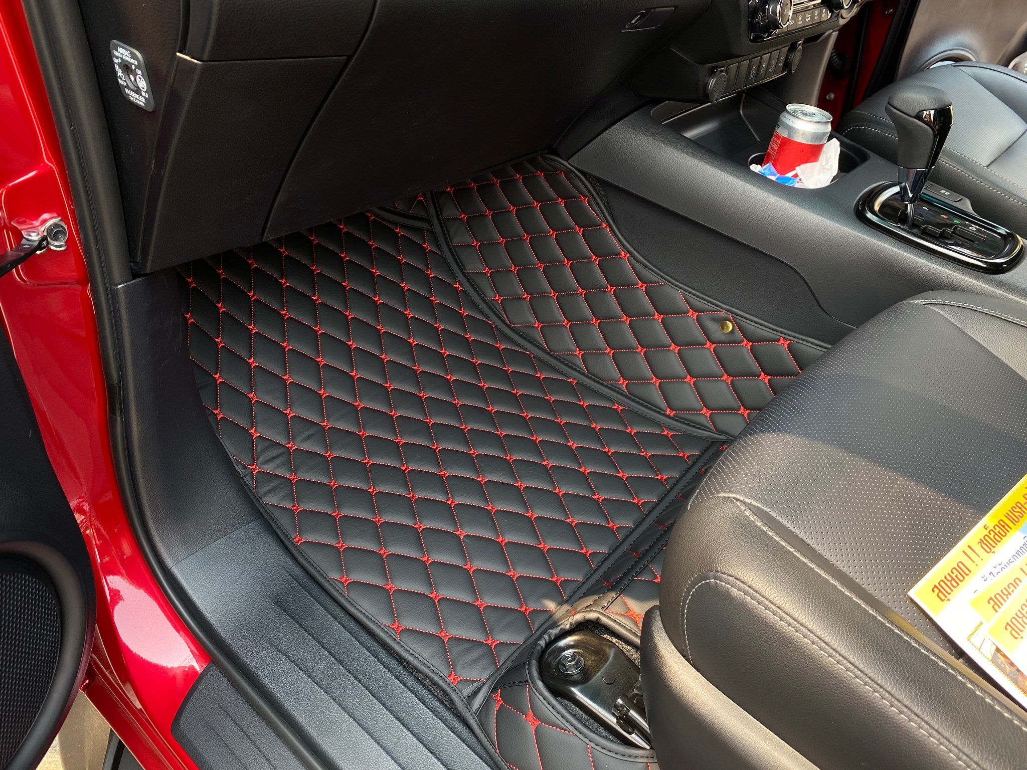 พรมสั่งตัด พรม6ดี ปูพื้น Toyota Revo 4 ประตู เข้ารูป ทุกรุ่น