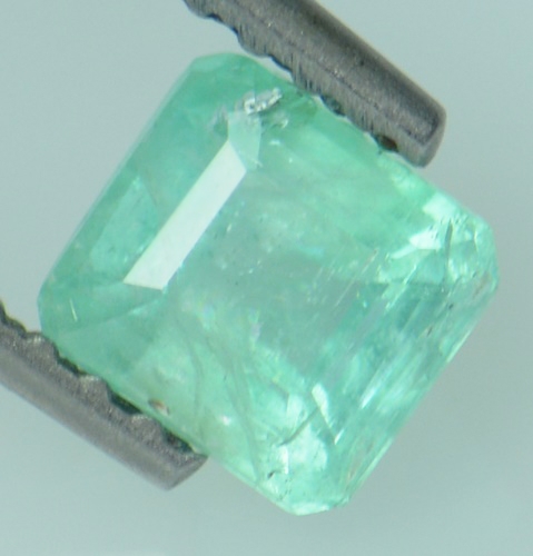 พลอยมรกตดิบ (Emerald) 0.54 กะรัต No oil สวย
