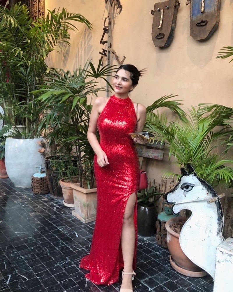 พร้อมเช่า ชุดราตรียาว เดรสยาวทรงหางปลา เซ็กซี่มาก สีแดง