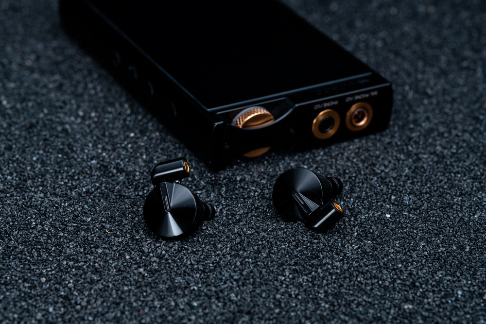 ขาย DUNU ZEN สุดยอดหูฟังระดับเรือธงรุ่นล่าสุด ประกันศูนย์ไทย